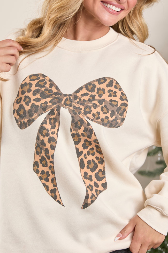 Leopard Bow Cream Graphic Sweatshirt - Image 2