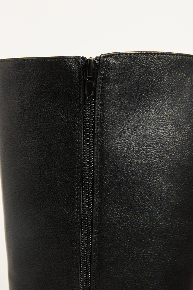 Duston Black Pull On Boots - Image 8